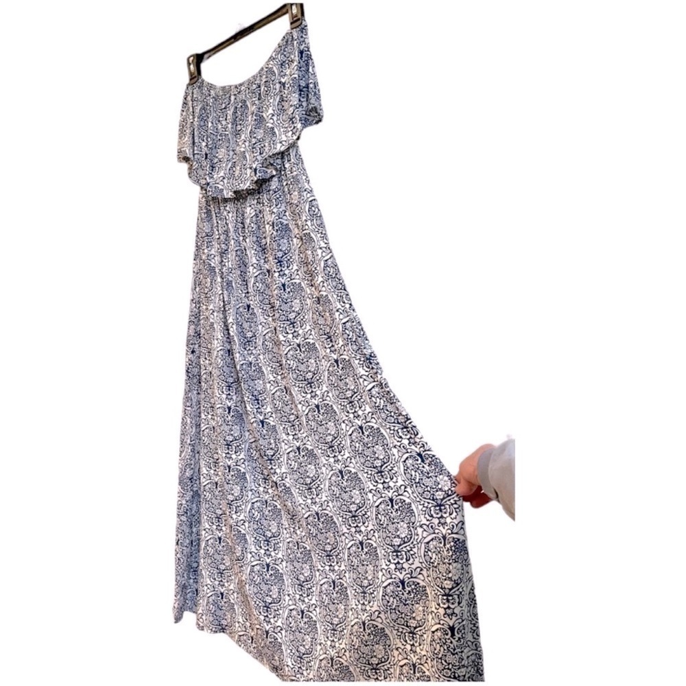🆕 YIDARTON Strapless Maxi Dress Blue White Floral Ruffle Top Floral Size L - Picture 4 of 10